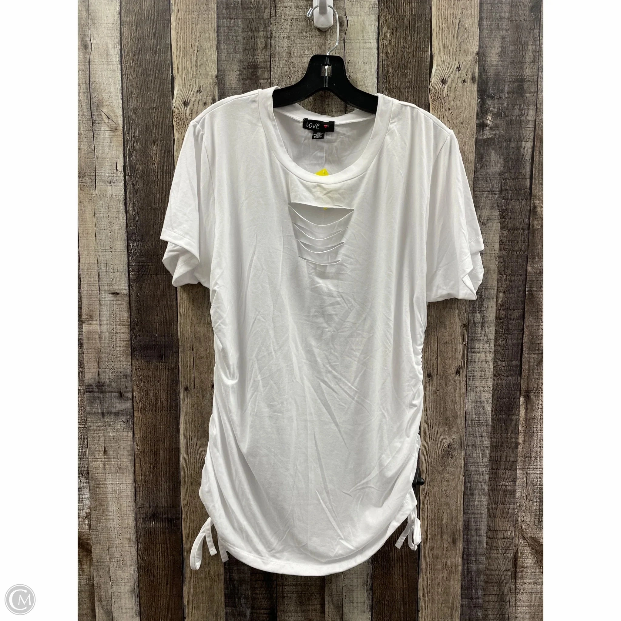 Top Short Sleeve By Love In White, Size: 3x Layering Fashion
