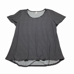 Sporty Design Fun Style Top Short Sleeve By Lularoe In Striped Pattern, Size: 2x