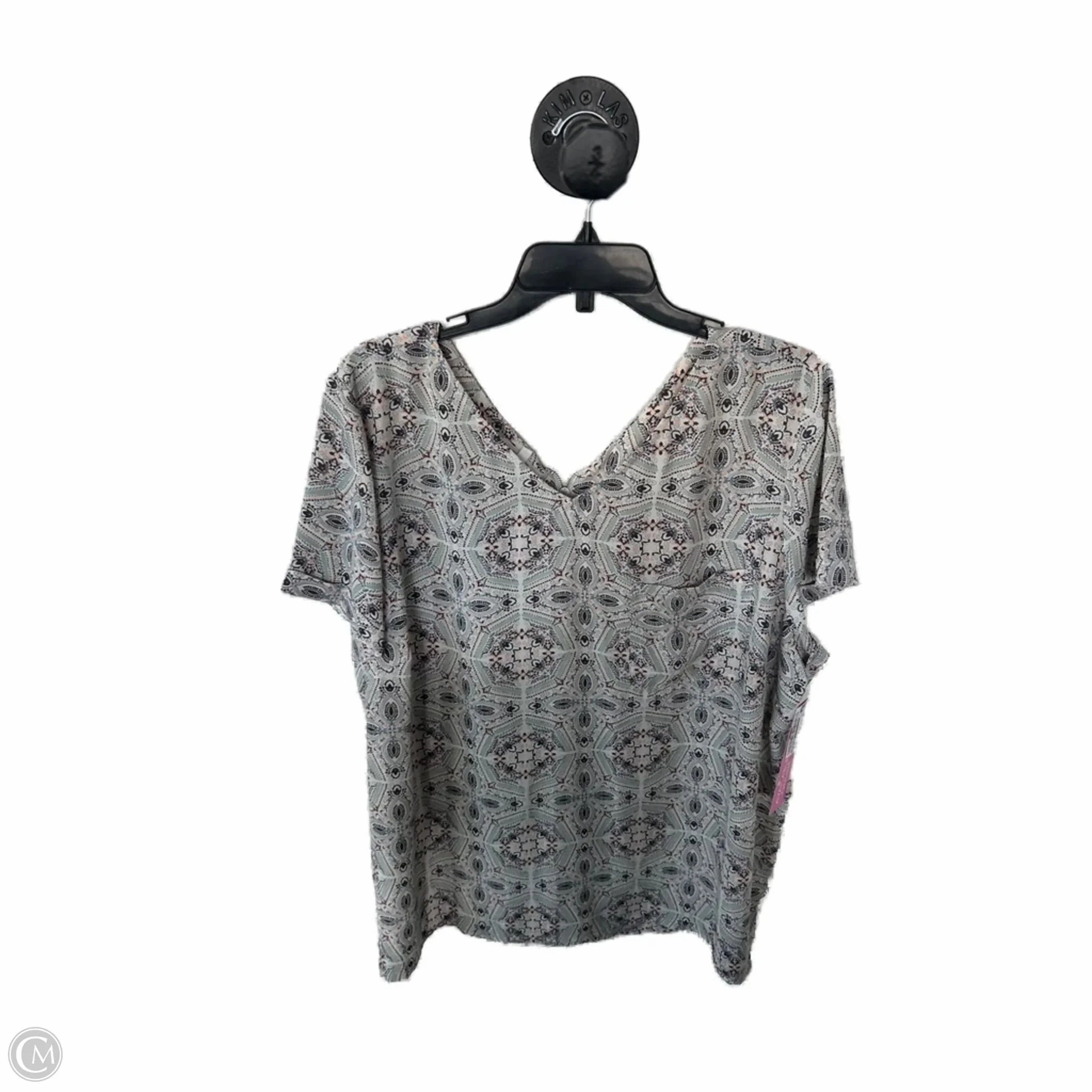 Top Short Sleeve By Maurices In Green & White, Size: 2x Breathable Comfort Wear