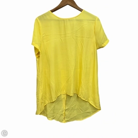 Snag Resistant Surface Layered Wear Top Short Sleeve By Meraki In Yellow, Size: Xl