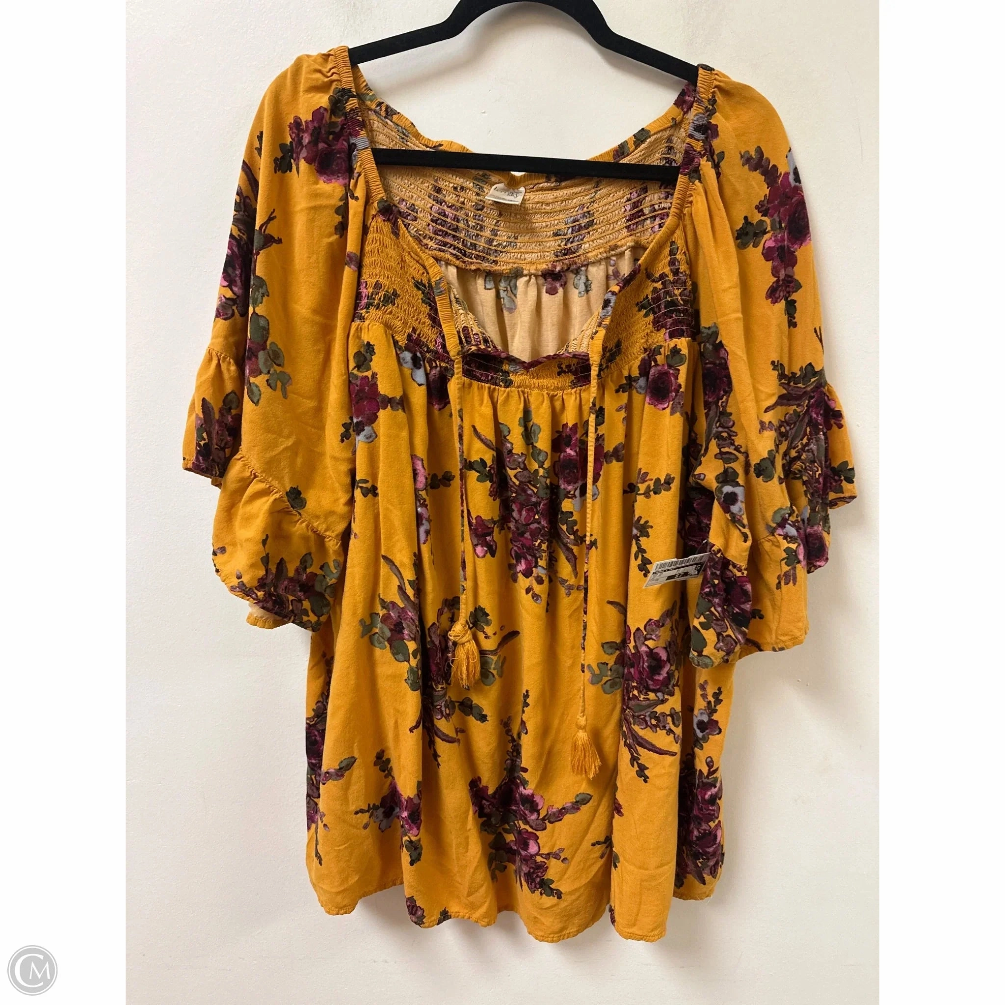 Top Short Sleeve By Terra & Sky In Yellow, Size: 3x Versatile and Comfortable