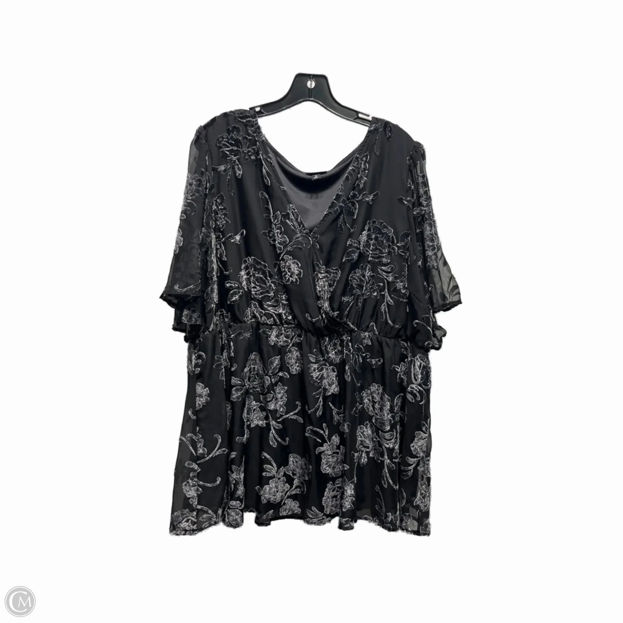 Top Short Sleeve By Torrid In Black & Silver, Size: 3x Outdoor Essentials