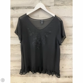Top Short Sleeve By Torrid In Black, Size: 1x Perfect Fit