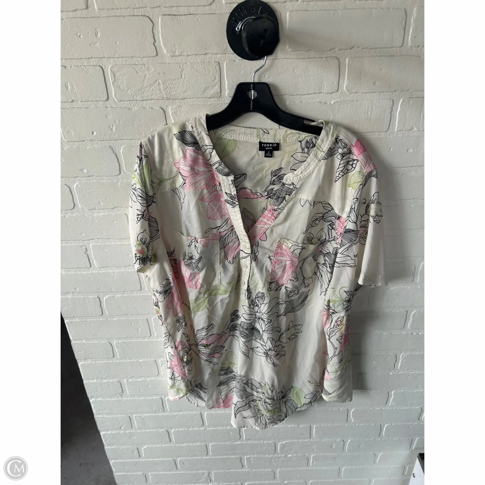 Top Short Sleeve By Torrid In Pink & White, Size: 2x Minimalist Layer Beach relaxation