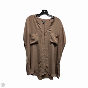 Top Short Sleeve By Torrid In Tan, Size: 2x Urban Style