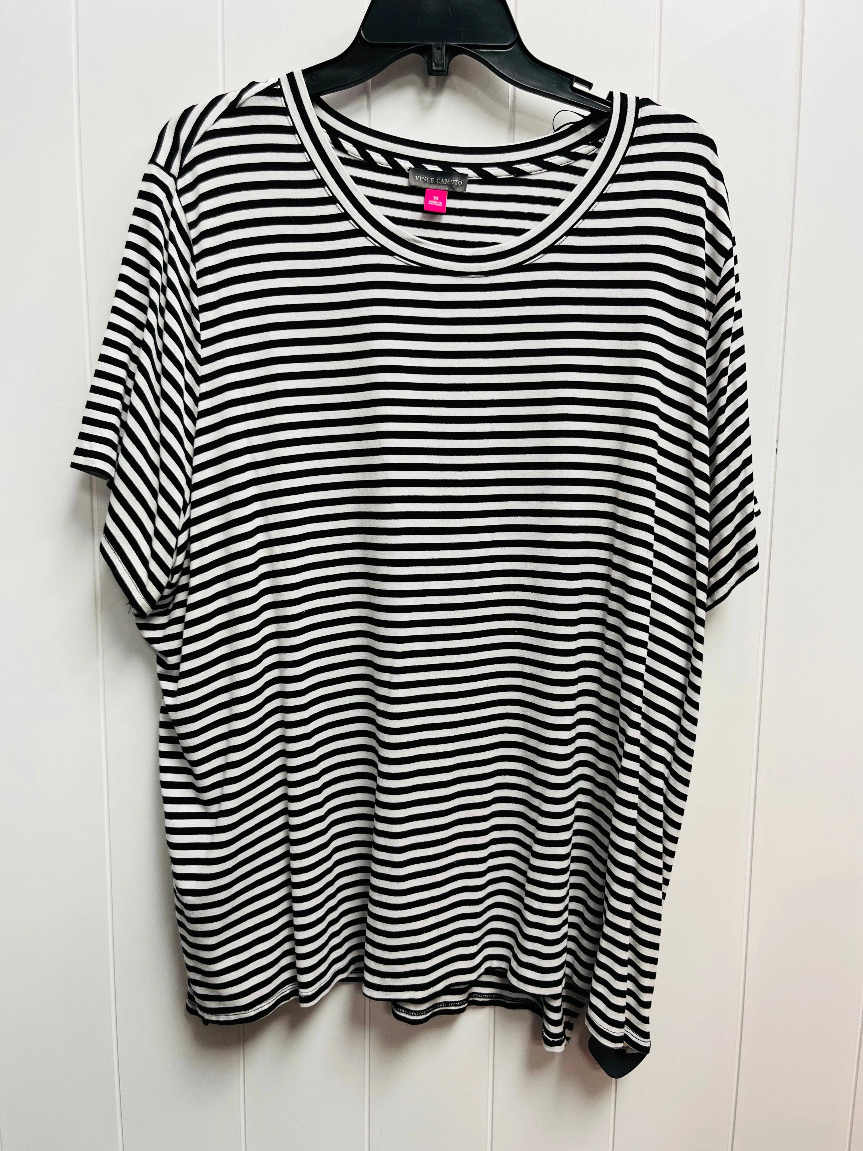 Top Short Sleeve By Vince Camuto In Black & White, Size: 3x WrinkleResistant Texture
