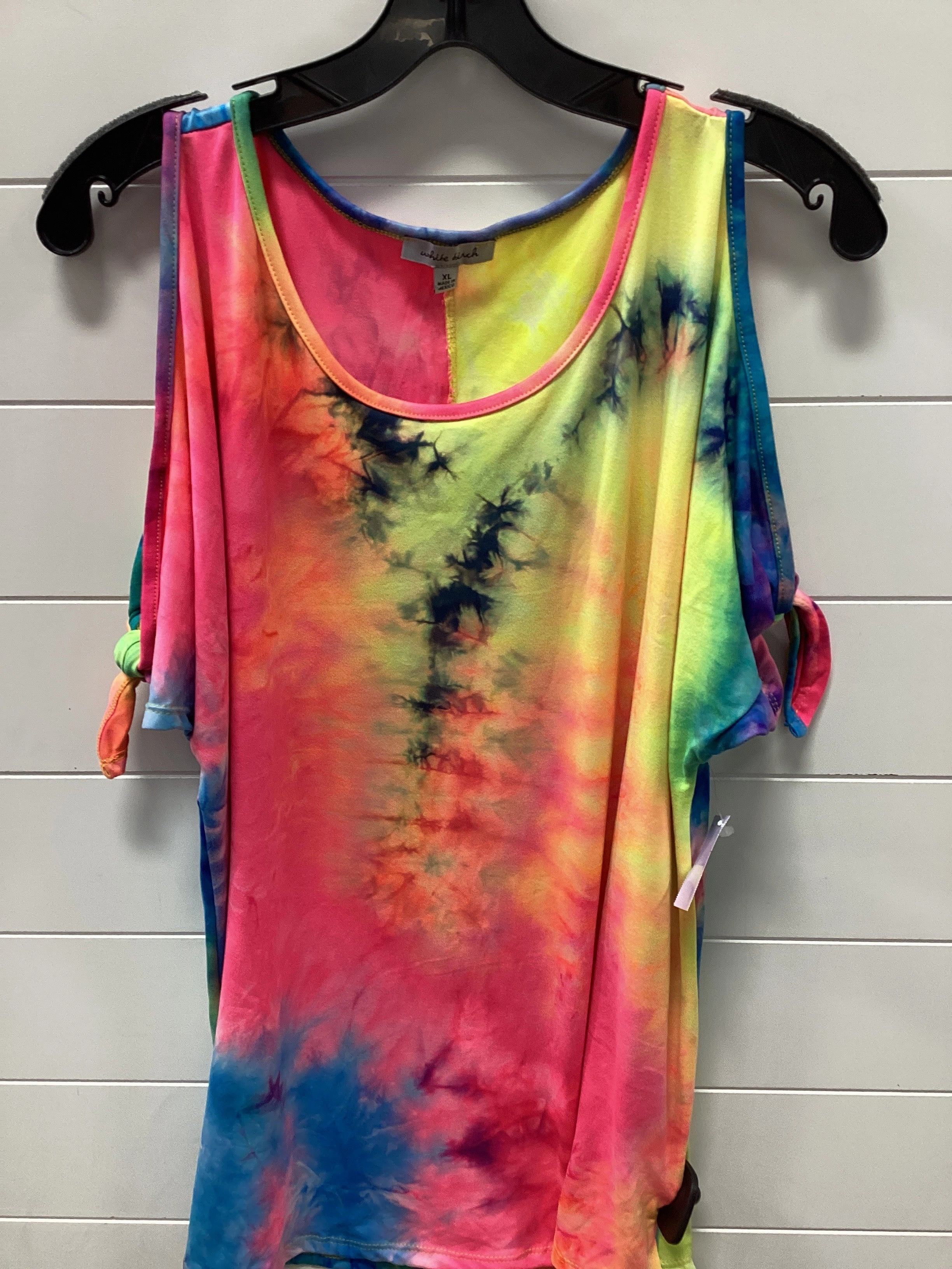 Abrasion resistant Vibrant Prints Top Ss By White Birch In Tie Dye Print, Size:Xl