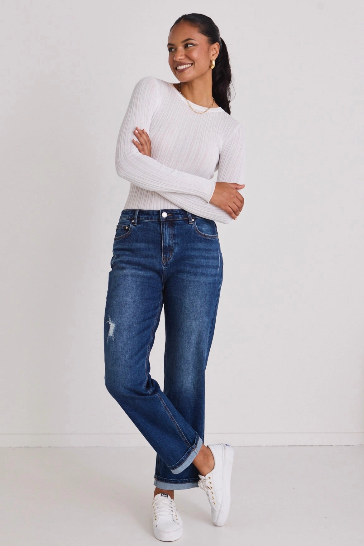 Minimalist Traveler Gear Bold Look Holiday Vibes Stretch Amelia True Blue Mid Rise Slim Leg Jean
