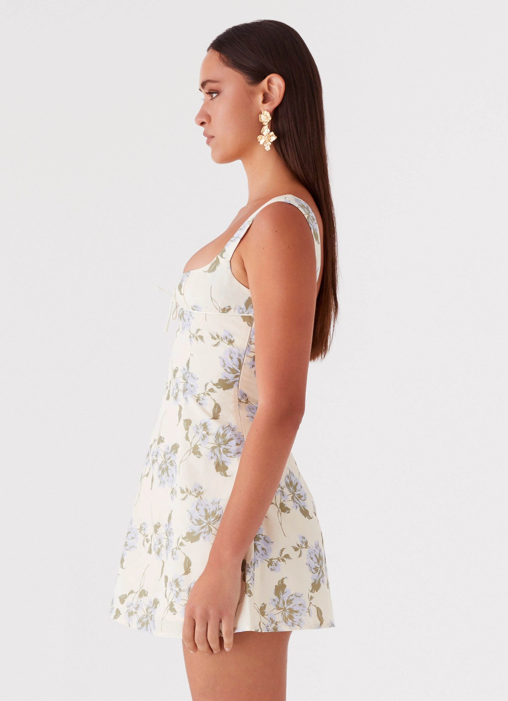 Chain-Detail Bare Arm Cadence Mini Dress - Yellow Purple Floral