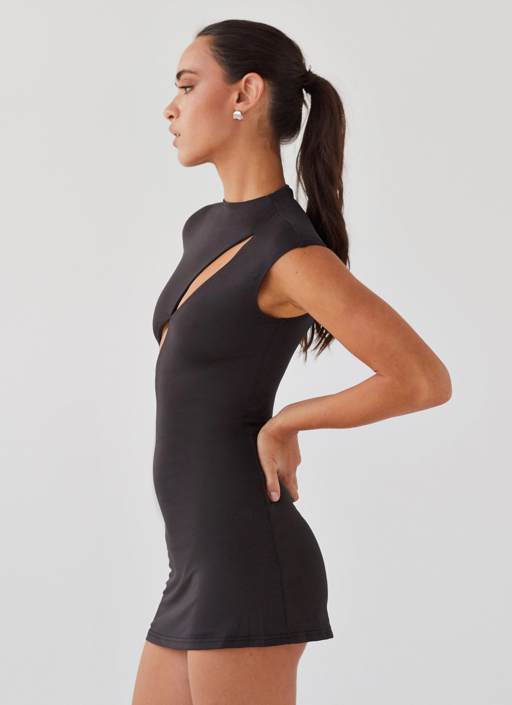 Style Ease Simple Mood Special Affair Mini Dress - Black