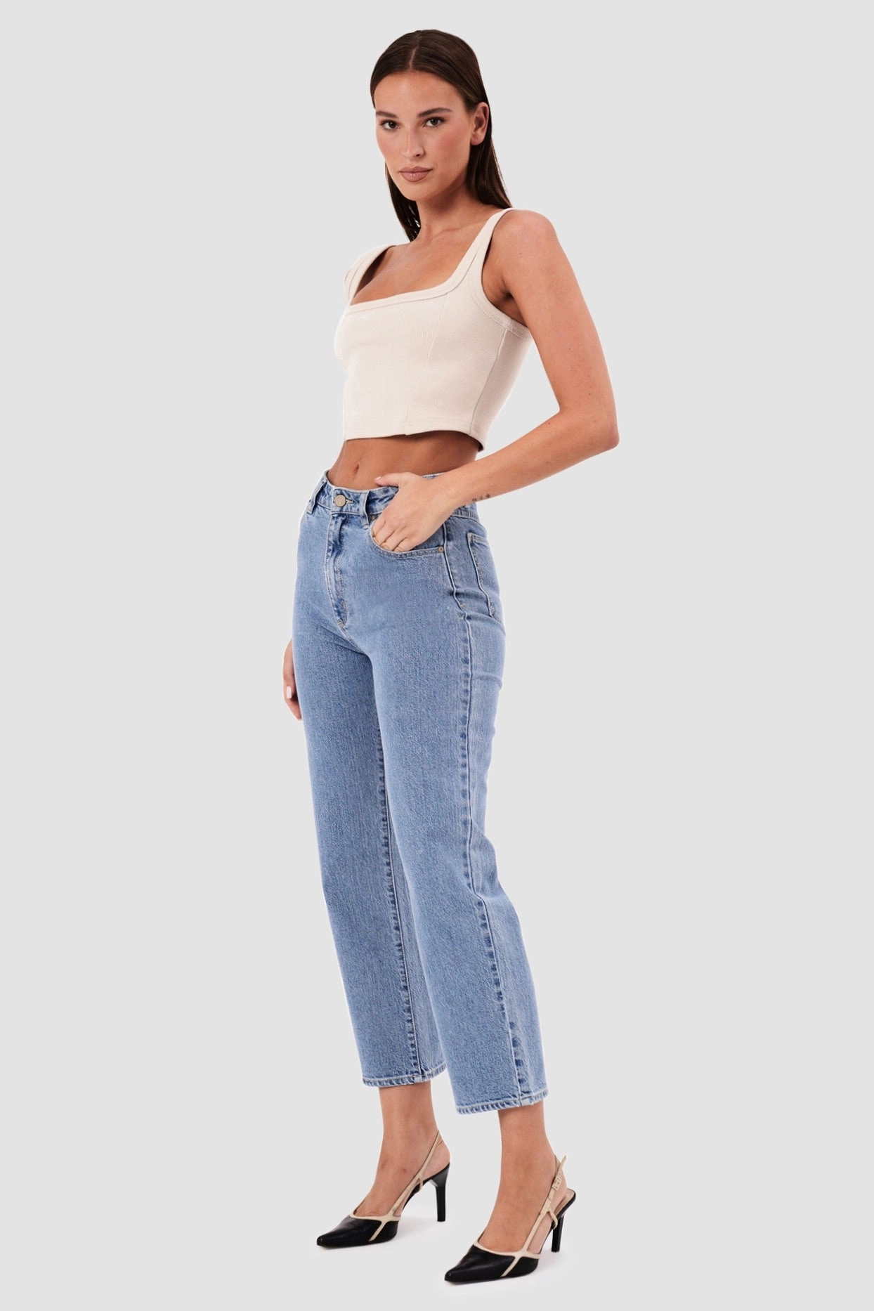 Venice Light Blue Ema Straight Denim Jean Neutral Look AllDayCompression