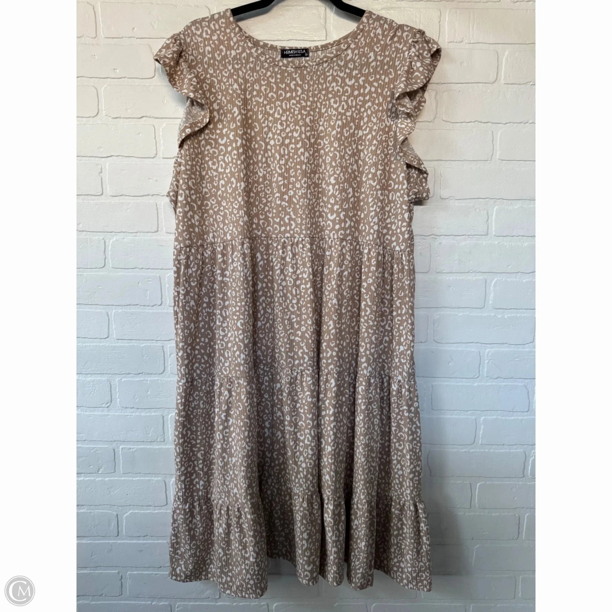 Active Trend Look Top Short Sleeve By Heimish Usa In Tan & White, Size: 3x