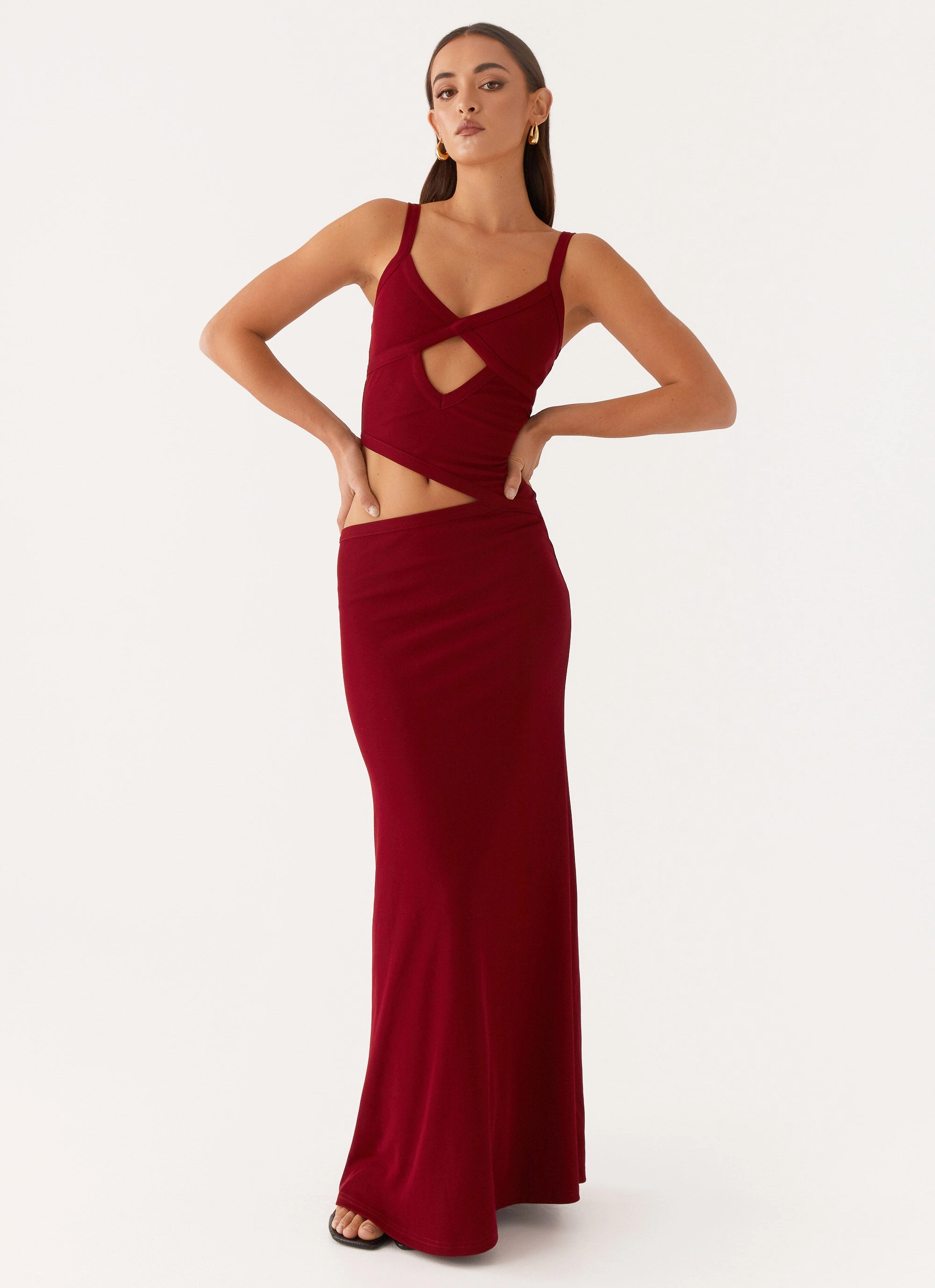 Jocelyn Maxi Dress - Maroon Wrinkle-Resistant Modern Waist