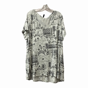 Essential Wear Multi Directional Stretch Top Ss By Cynthia Rowley In Black & White, Size:2X