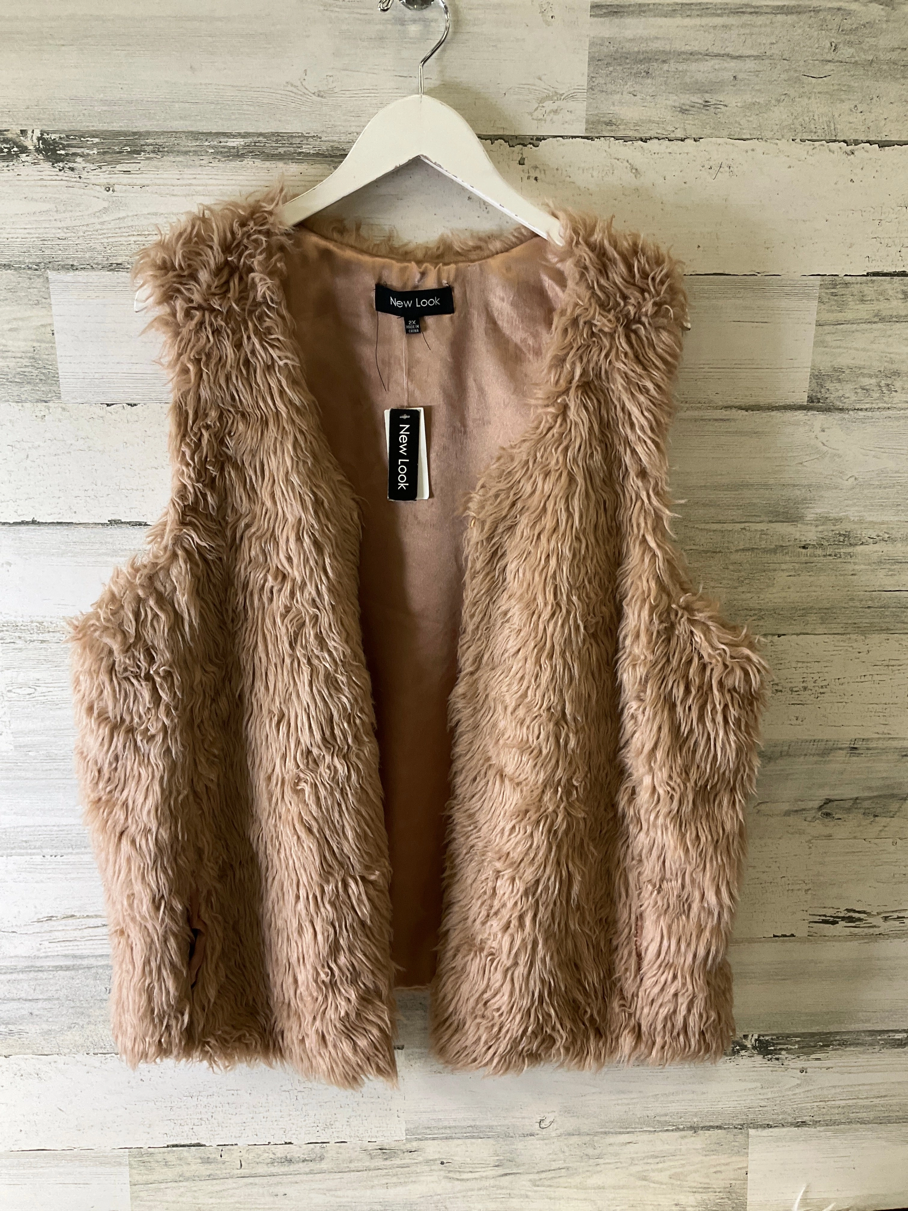 Odor Control Finish Vest Faux Fur & Sherpa By New Look In Tan, Size: 2x