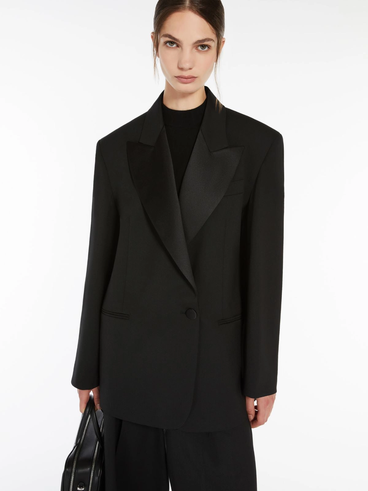 Secure Closure System Noise Reduced Fabric MM Sava Tux Jacket in Black