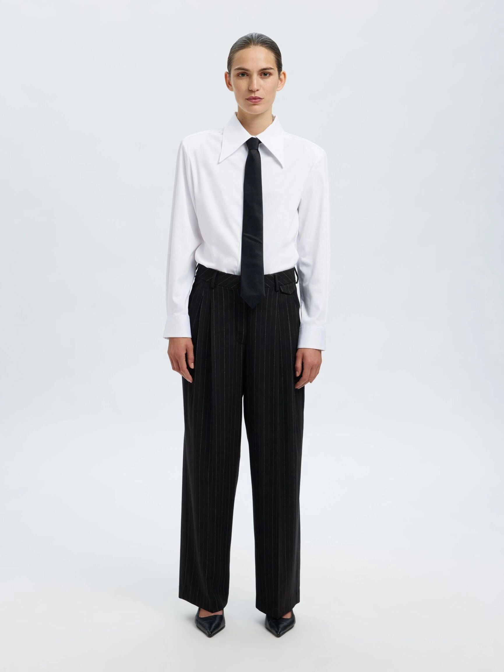 Cozy Wear SELECTED Malia Manteco Pants in Black Pinstripe