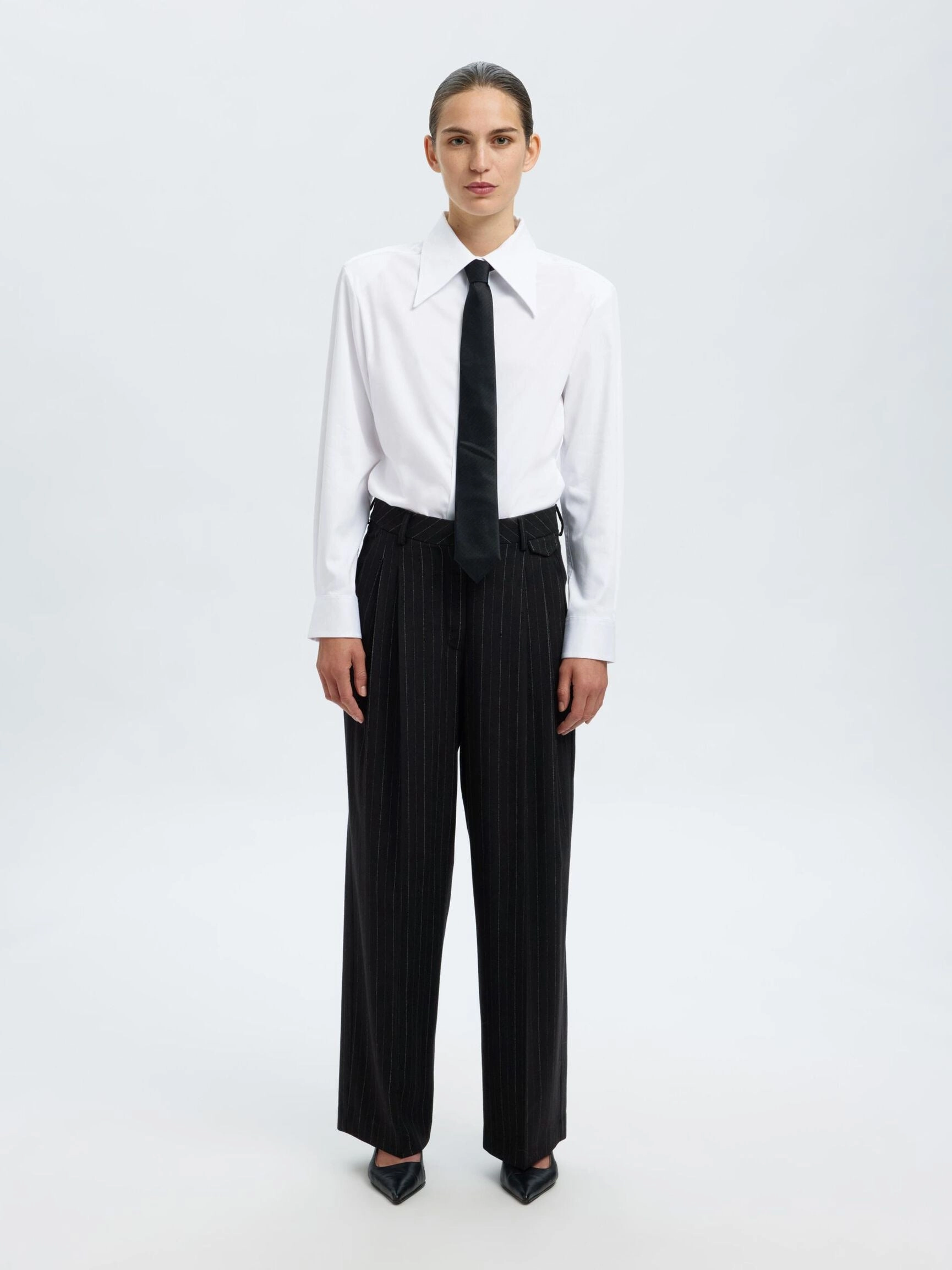 Relaxed Design FlexibleMobility SELECTED Malia Manteco Pants in Black Pinstripe