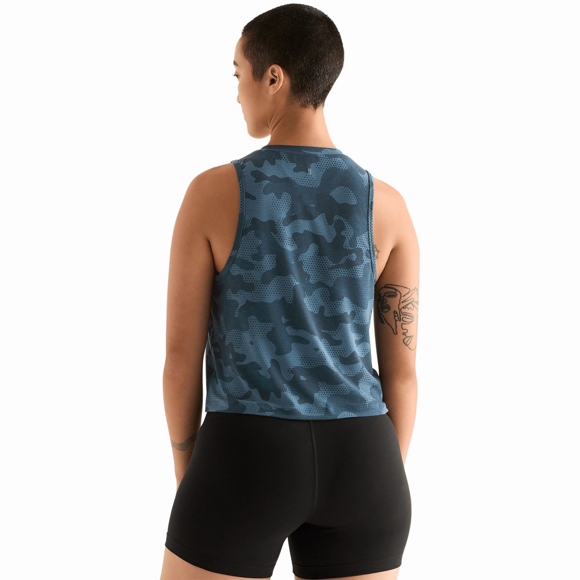 Women's Camo NOBULL Muscle Tank Contrast Stitch Accent