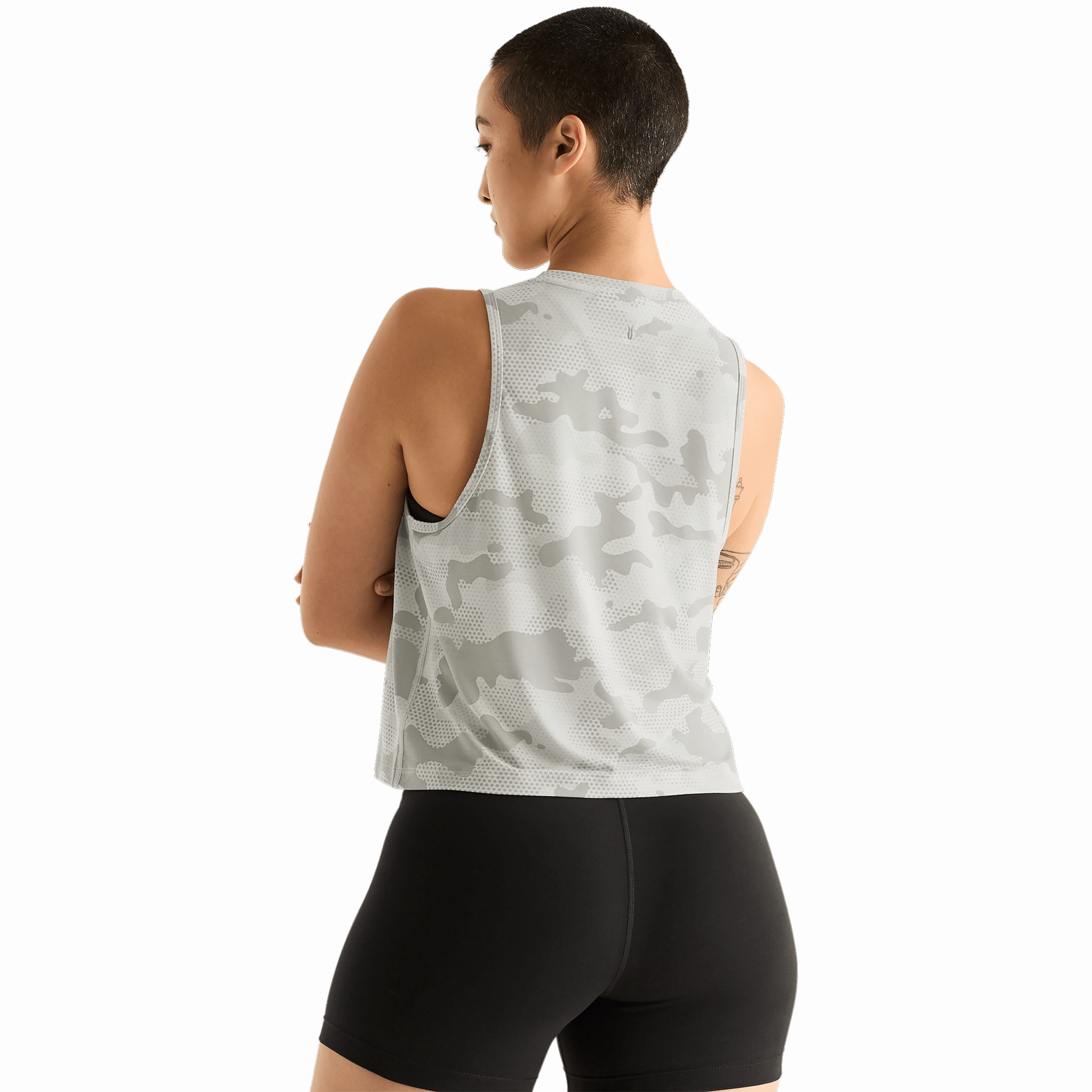 LowProfileSeams LightReflectiveTrim Women's Camo NOBULL Muscle Tank