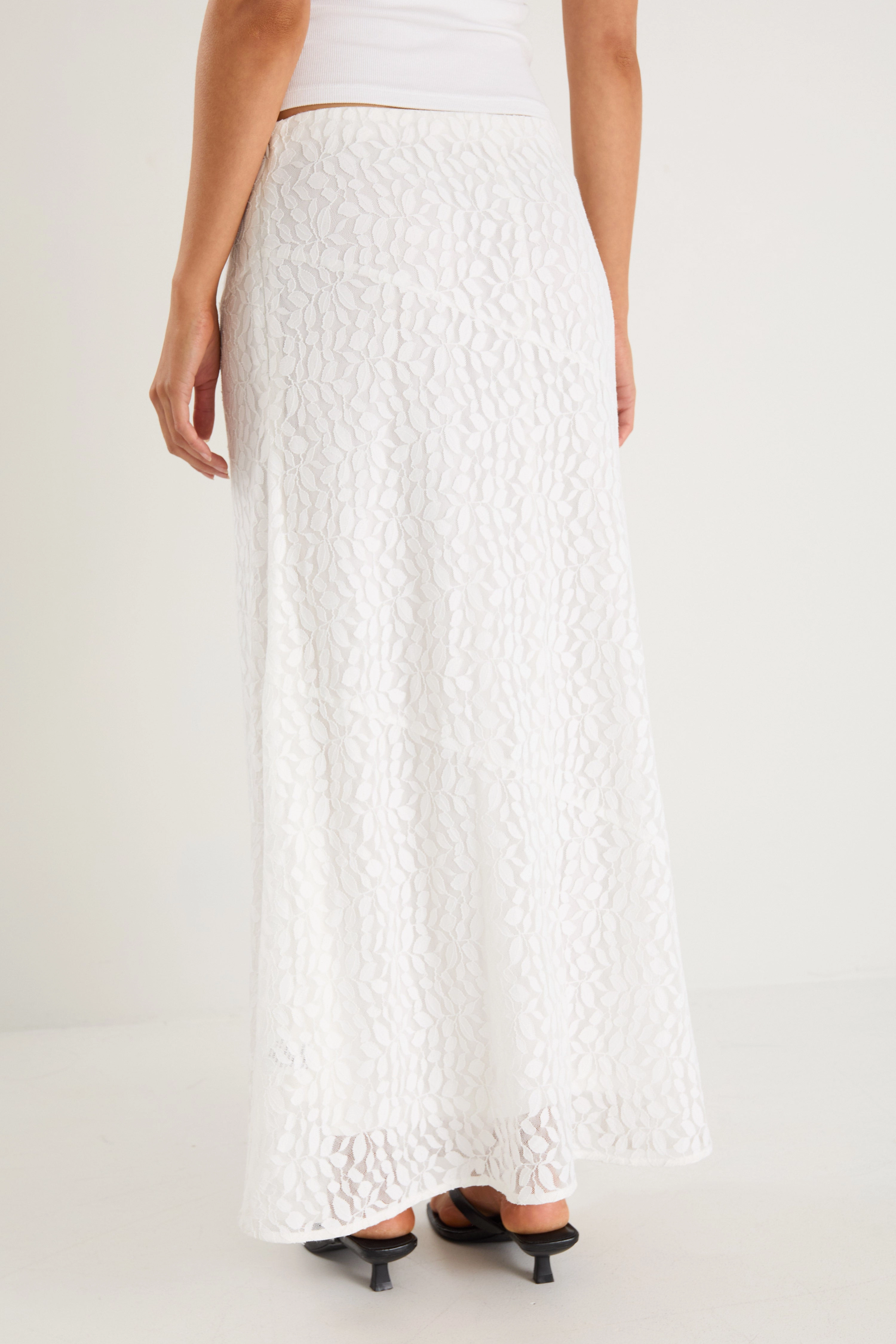 Elegant Look Cultural Heritage Zeus Ivory Lace Bias Maxi Skirt