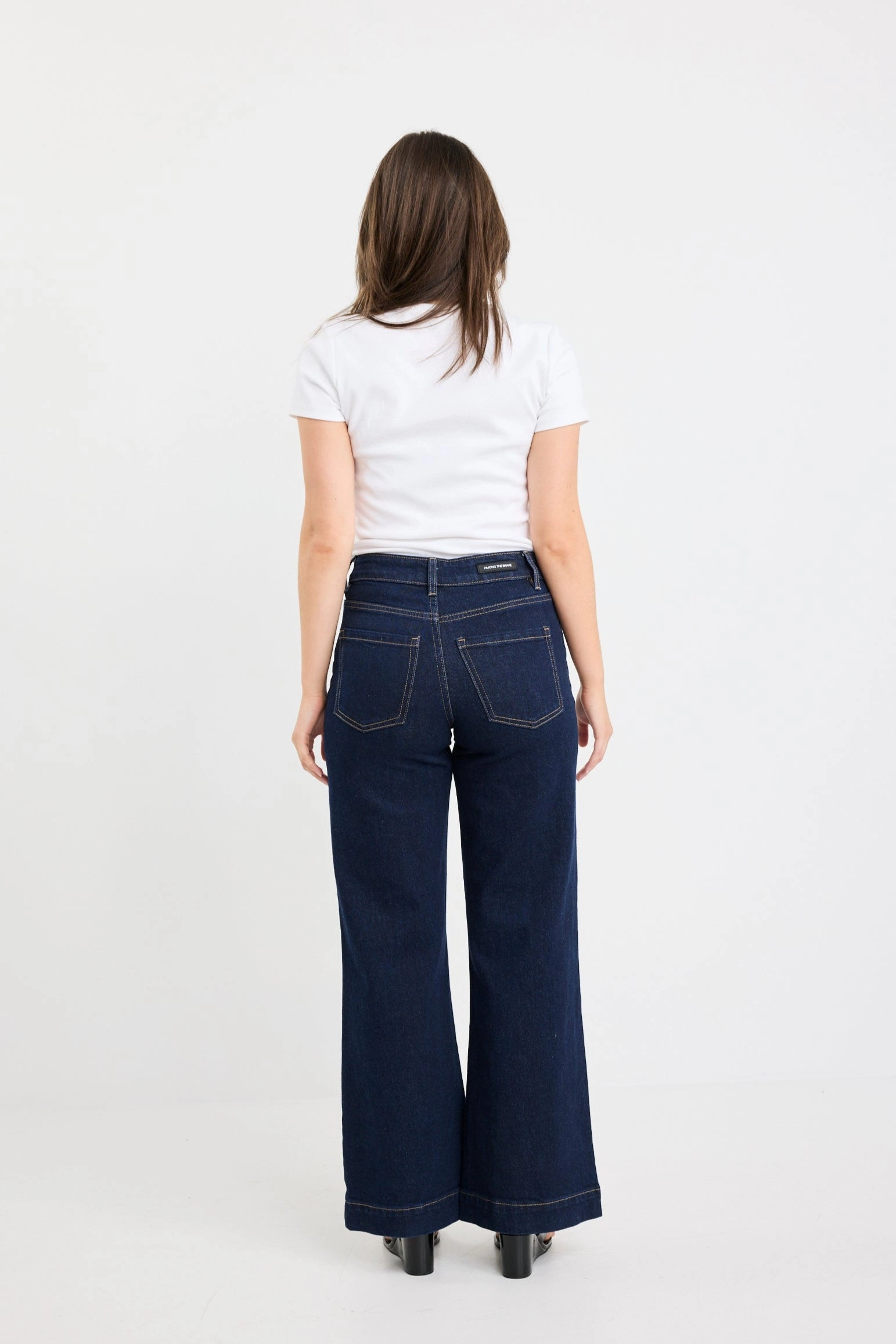 Zoey Indigo Petite High Rise Wide Leg Pocket Jean Flexible Performance